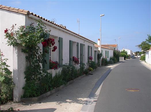Camping Les Pins Le Bois Plage en Ré